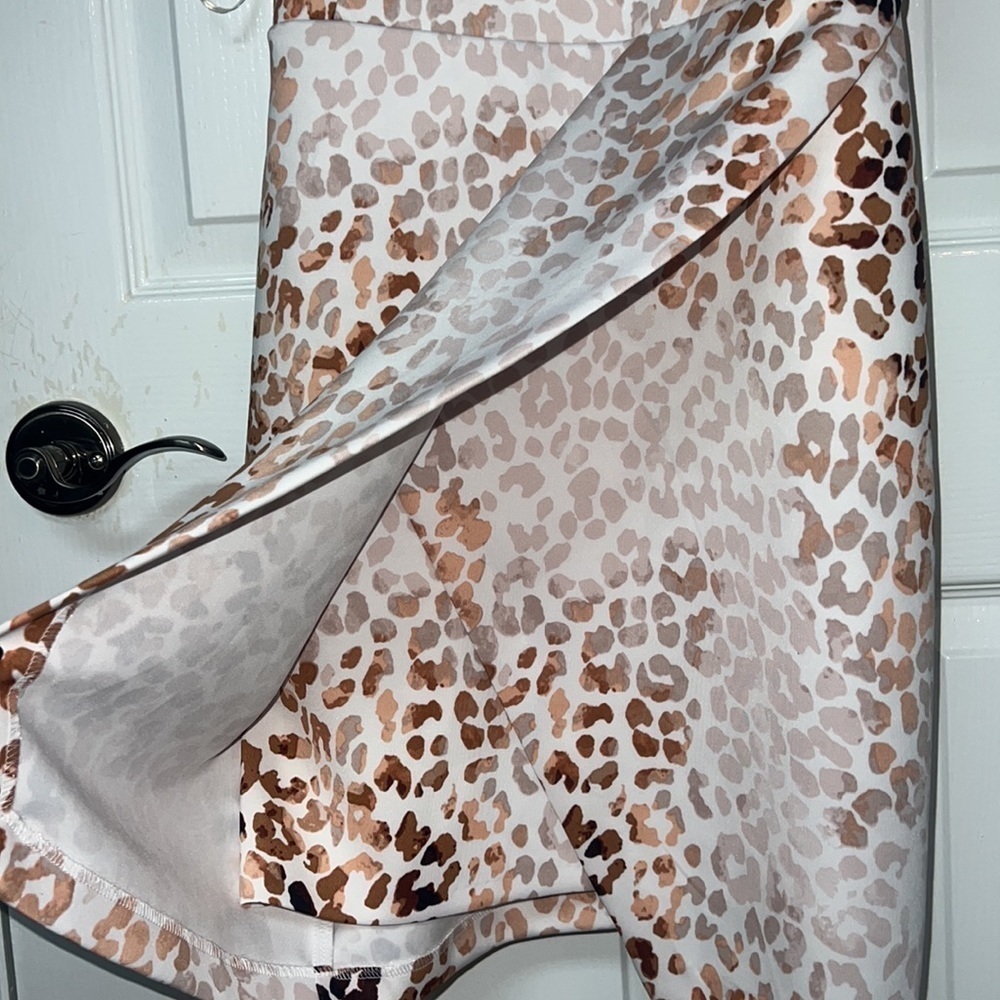 JESSICA SIMPON LEOPARD PRINT DRESS. - Picture 6 of 9